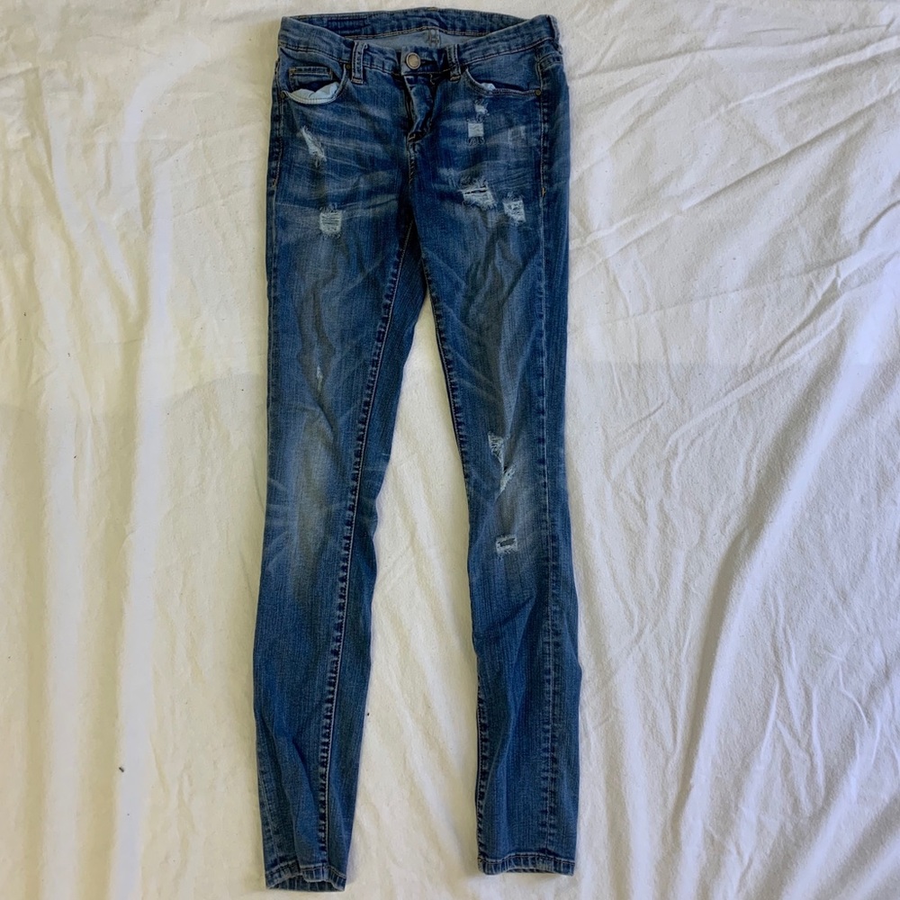 BLANK NYC DISTRESSED JEANS